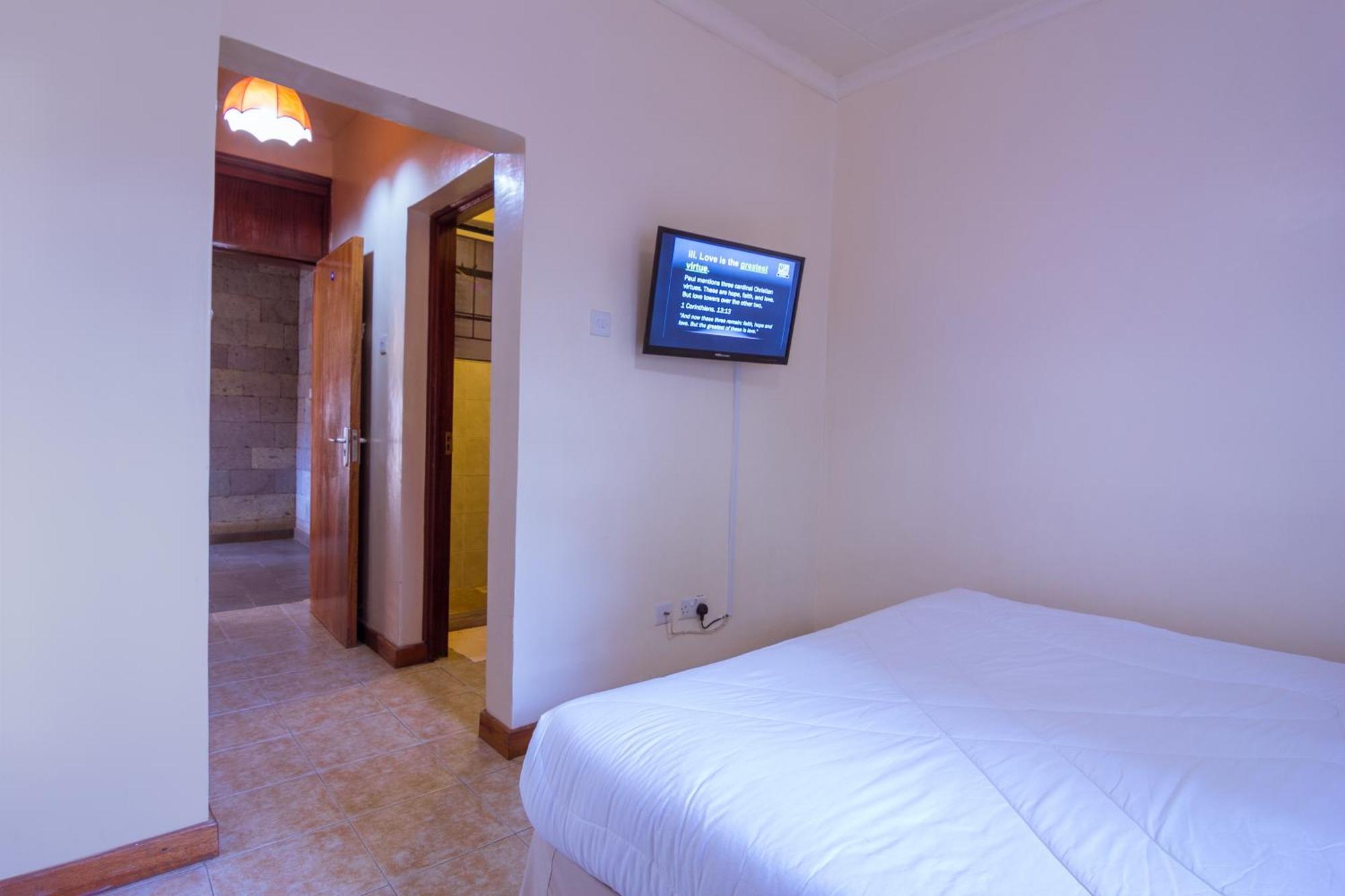Chak Guesthouse & Conference Center ナイロビ エクステリア 写真