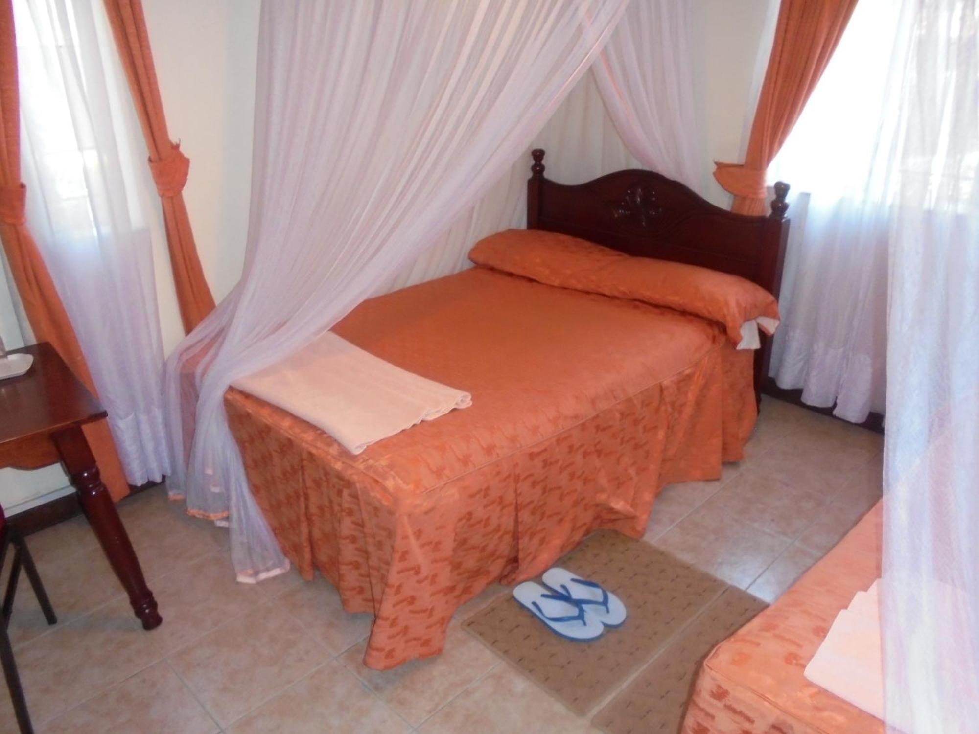 Chak Guesthouse & Conference Center ナイロビ 部屋 写真