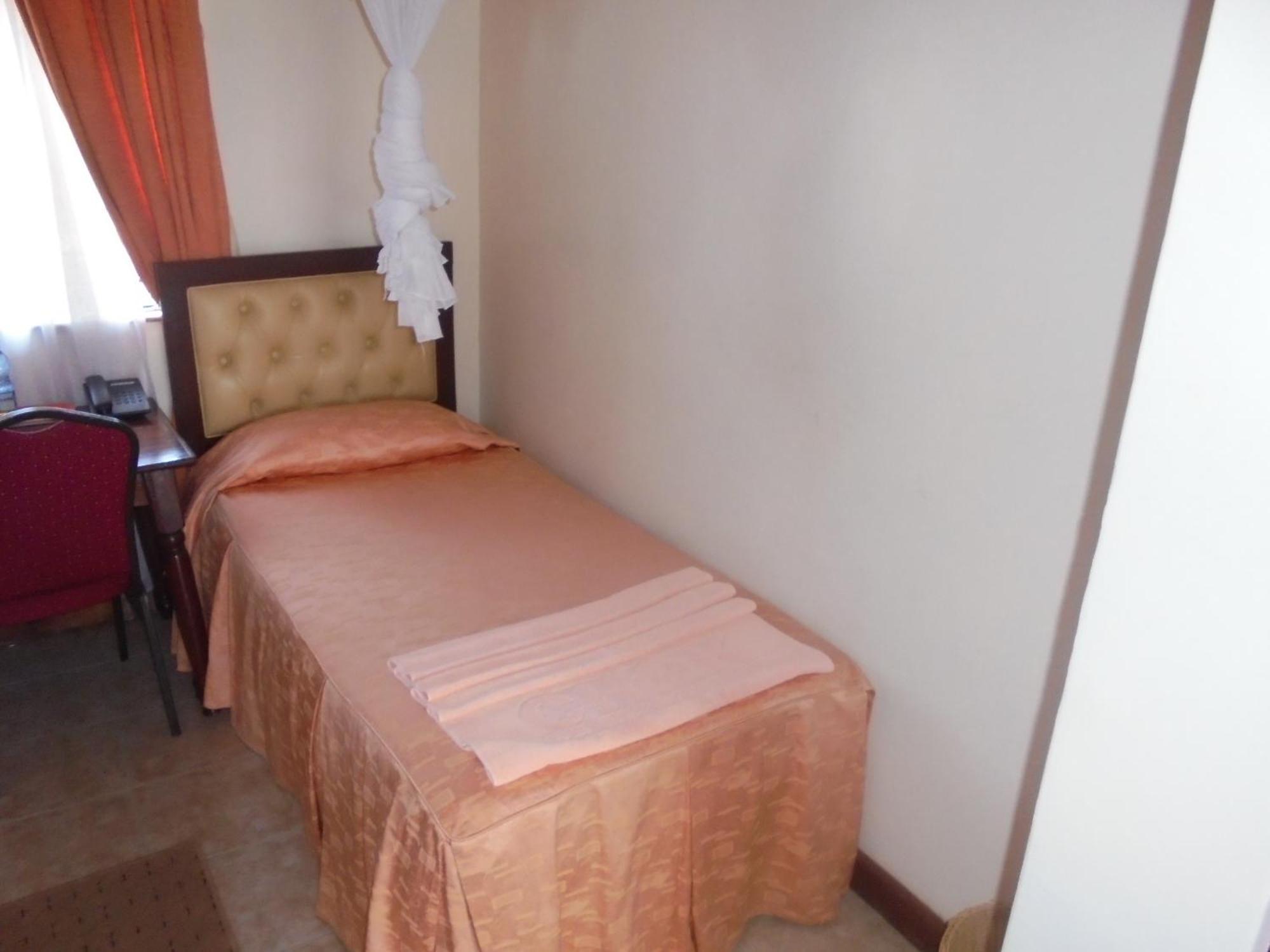 Chak Guesthouse & Conference Center ナイロビ 部屋 写真