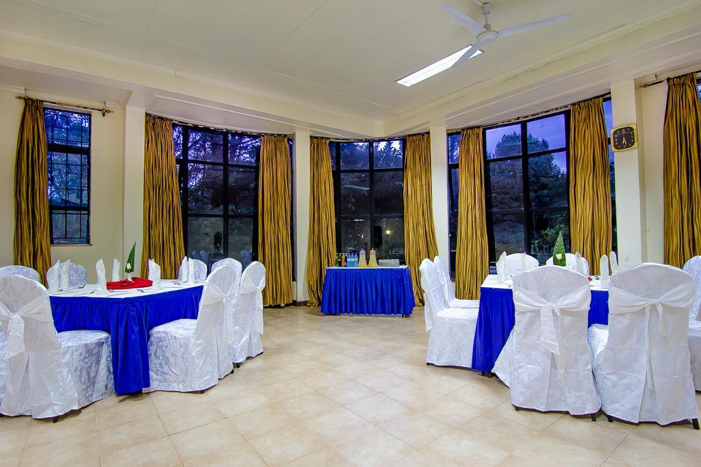 Chak Guesthouse & Conference Center ナイロビ エクステリア 写真