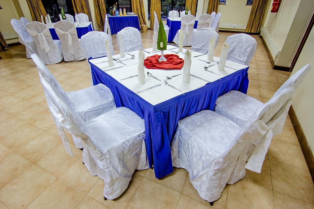 Chak Guesthouse & Conference Center ナイロビ エクステリア 写真