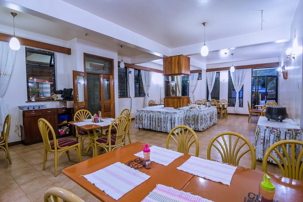 Chak Guesthouse & Conference Center ナイロビ エクステリア 写真