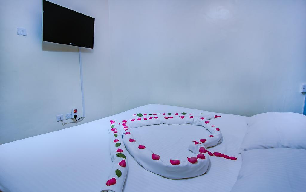 Chak Guesthouse & Conference Center ナイロビ エクステリア 写真