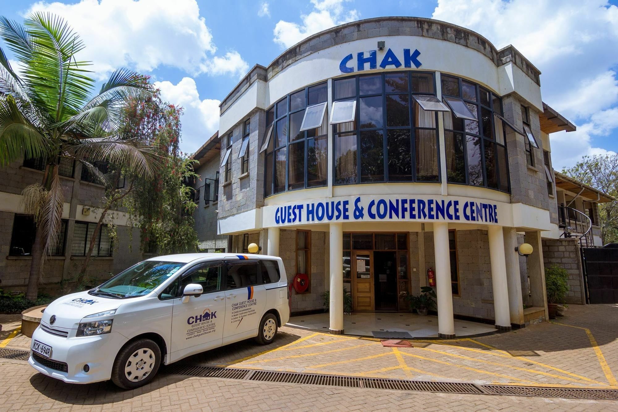 Chak Guesthouse & Conference Center ナイロビ エクステリア 写真