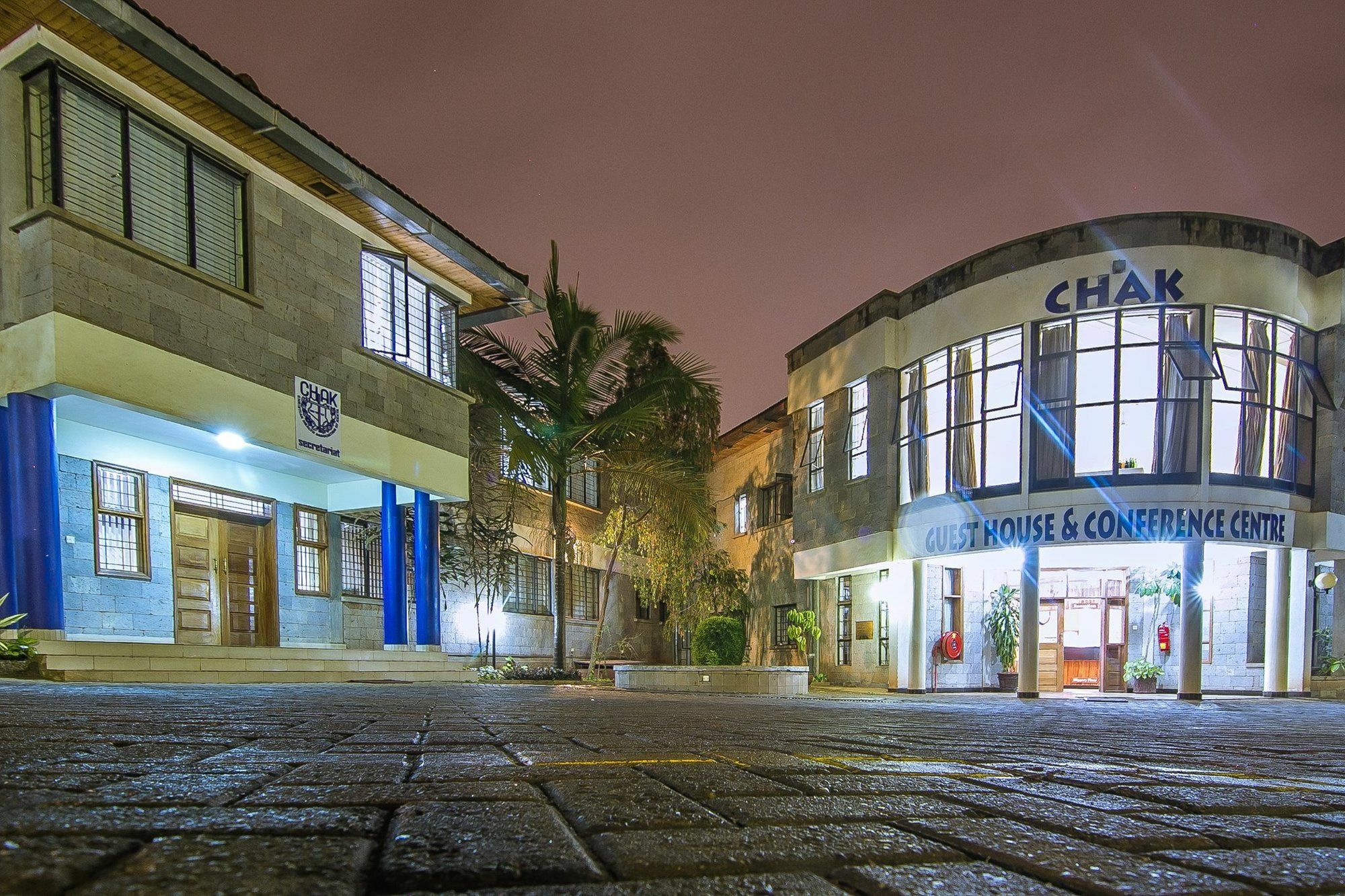 Chak Guesthouse & Conference Center ナイロビ エクステリア 写真